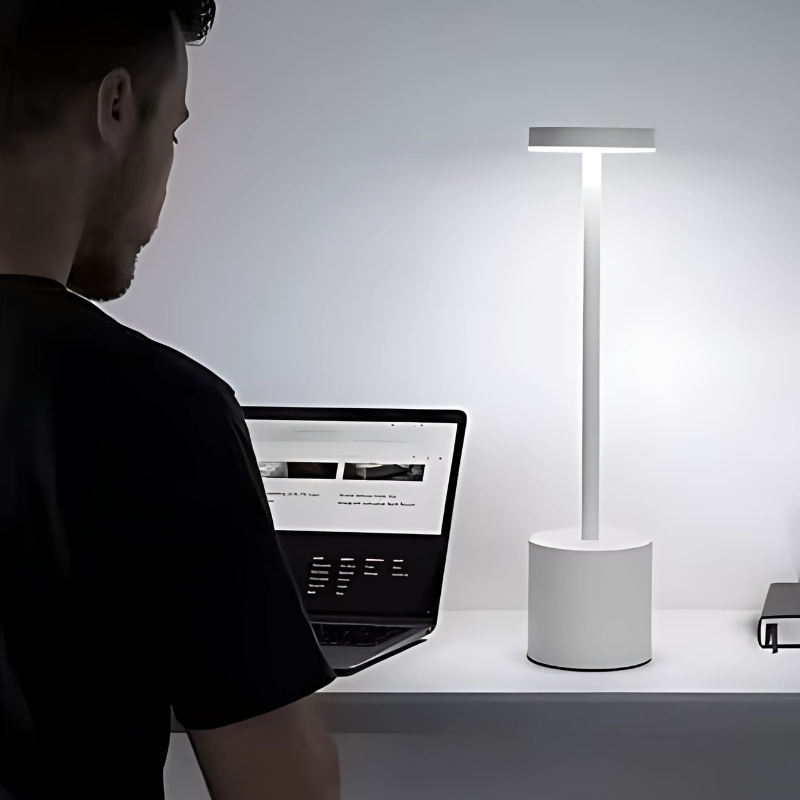 Lampe de bureau LED tactile – Confort visuel & concentration